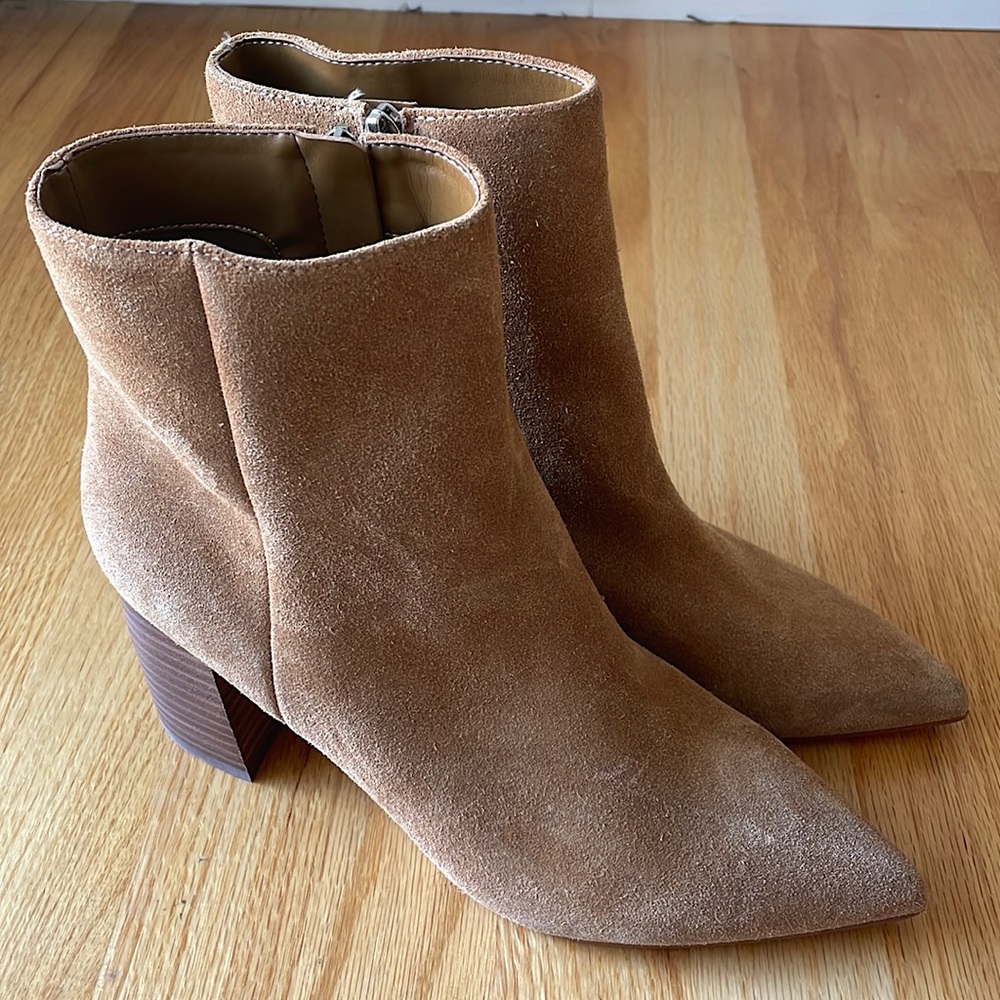 Marc Fisher Retire booties Sz 9. Dark Cognac Suede. Brand New- never worn NWOT